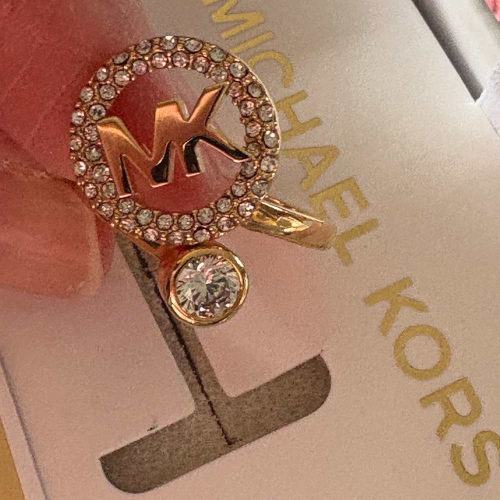 NWT! Michael Kors Ring size 5 - Picture 2 of 12